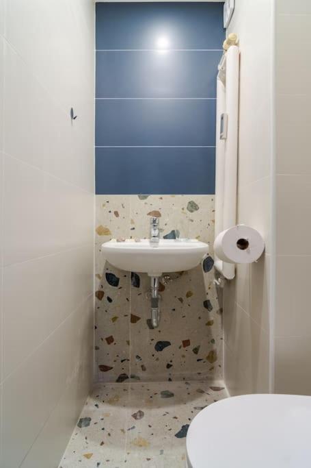 Modern Design 1 Bdrm, 4 Guests, Top Cente, Near Parliament, Self Check-In Sofia Eksteriør bilde